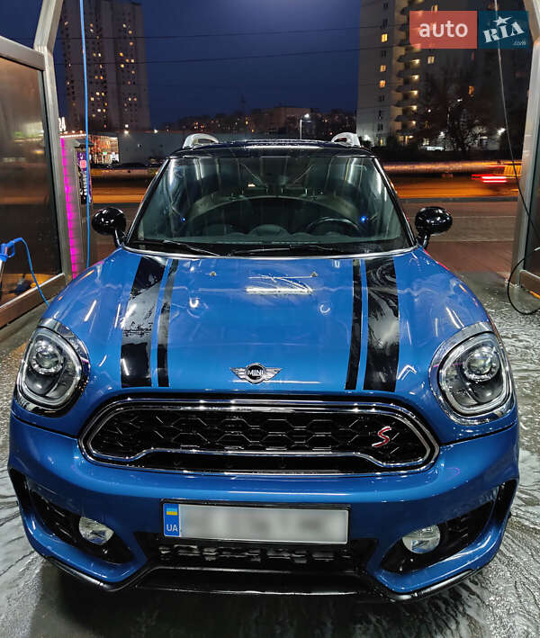 Хэтчбек MINI Countryman 2017 в Днепре