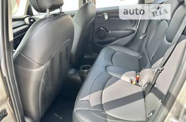 Хэтчбек MINI Countryman 2019 в 