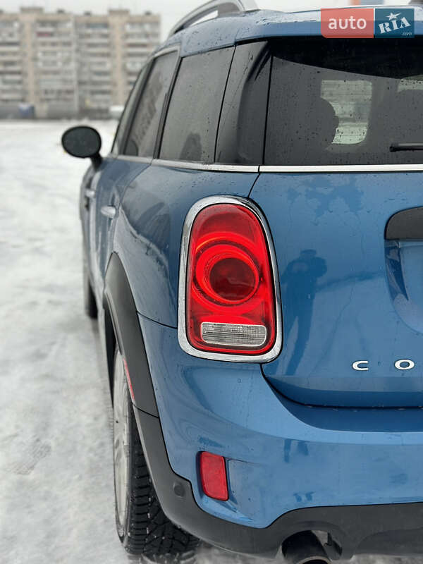 Хэтчбек MINI Countryman 2017 в Киеве