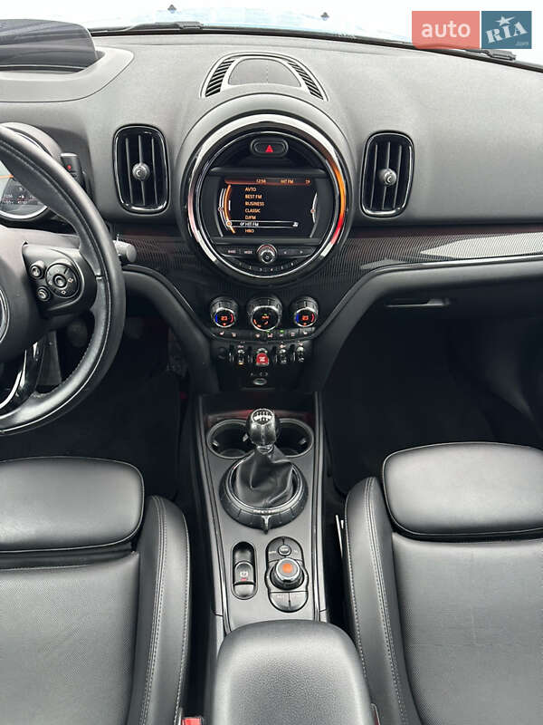 Хэтчбек MINI Countryman 2017 в Киеве