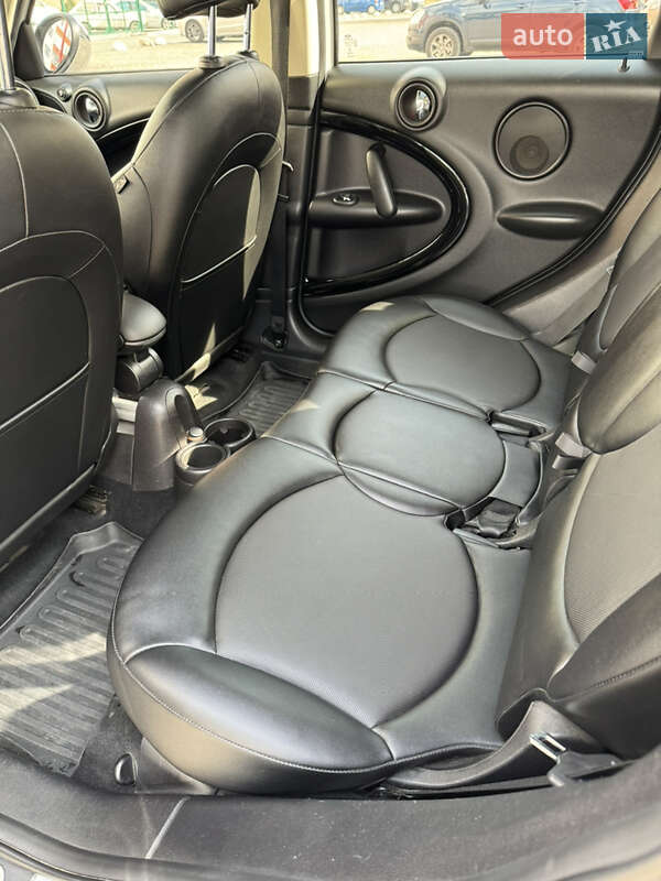 Внедорожник / Кроссовер MINI Countryman 2016 в Запорожье