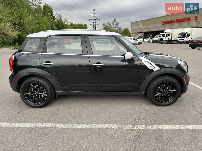 Хетчбек MINI Countryman 2014 в Дніпрі