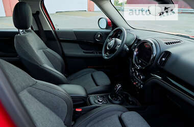 Хэтчбек MINI Countryman 2019 в 