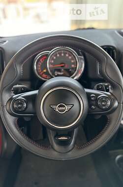 Хетчбек MINI Countryman 2019 в 