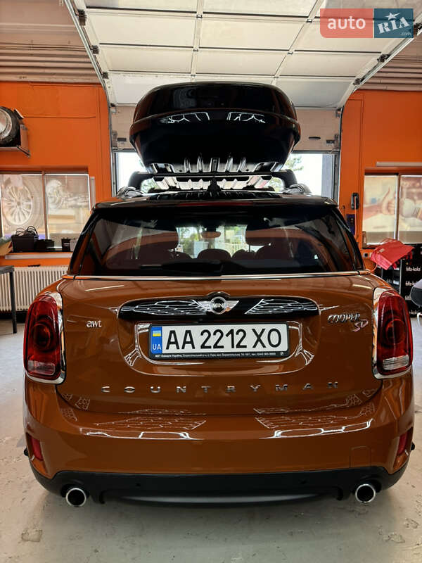 Хэтчбек MINI Countryman 2018 в Киеве фото 18 Хэтчбек MINI Countryman 2018 в Киеве