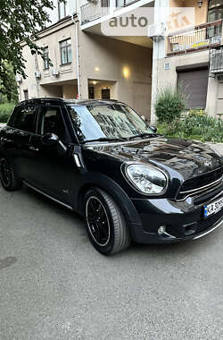 Внедорожник / Кроссовер MINI Countryman 2014 в Киеве