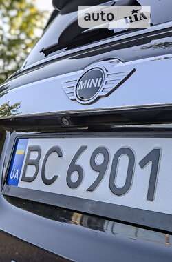Хэтчбек MINI Countryman 2017 в 