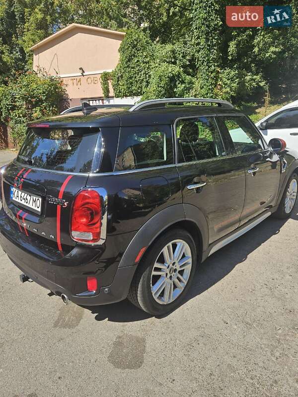 Хэтчбек MINI Countryman 2017 в Киеве