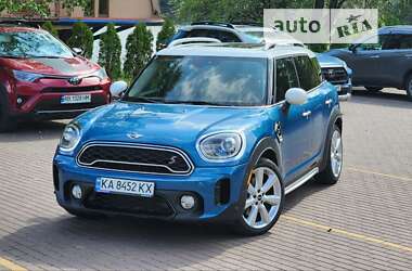 Хэтчбек MINI Countryman 2017 в Киеве