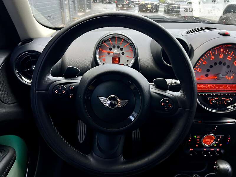 Хэтчбек MINI Countryman 2013 в Киеве