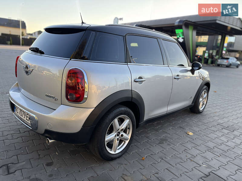 Хэтчбек MINI Countryman 2011 в Киверцах