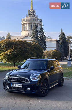 Хэтчбек MINI Countryman 2017 в Киеве