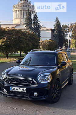 Хэтчбек MINI Countryman 2017 в Киеве