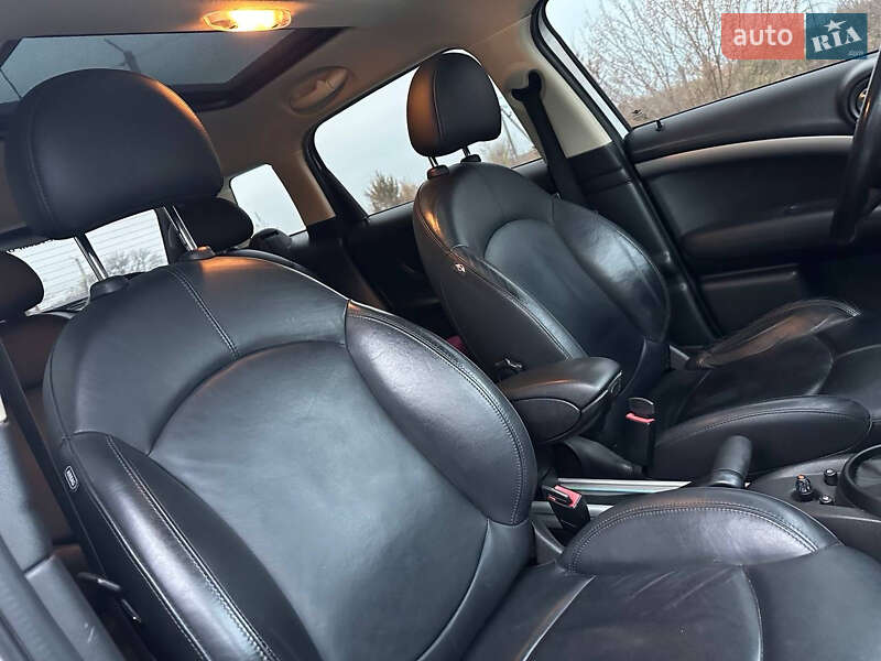 Хэтчбек MINI Countryman 2013 в Синельниково