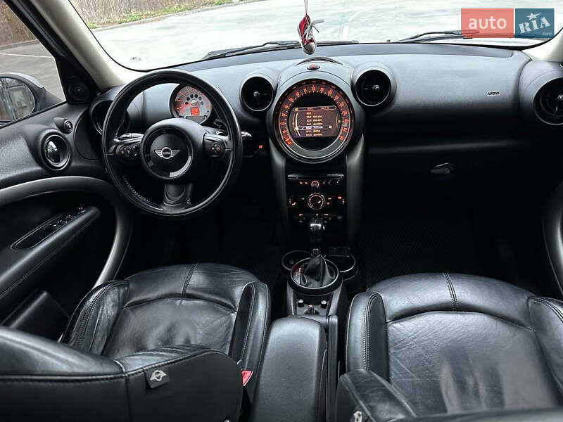 Хэтчбек MINI Countryman 2013 в Синельниково