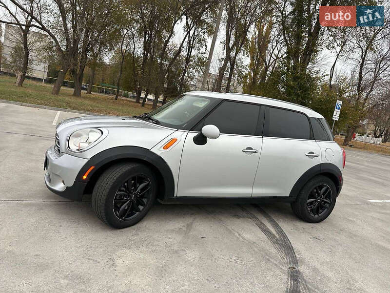 Хэтчбек MINI Countryman 2013 в Синельниково