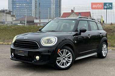 Хэтчбек MINI Countryman 2017 в Киеве