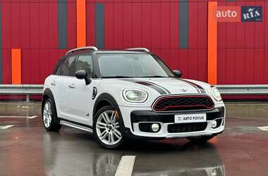 Хэтчбек MINI Countryman 2017 в Киеве