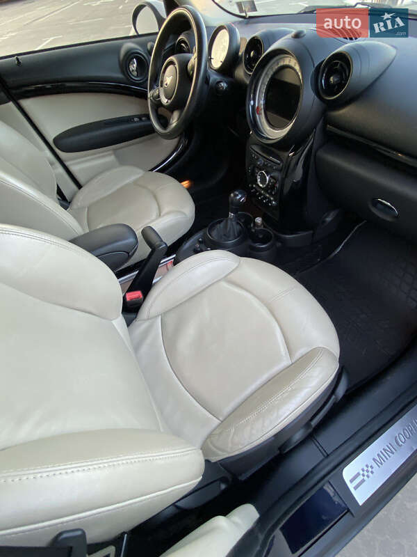 Внедорожник / Кроссовер MINI Countryman 2014 в Киеве фото 9 Внедорожник / Кроссовер MINI Countryman 2014 в Киеве