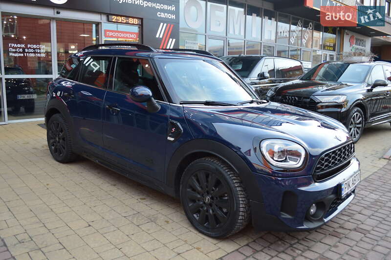 Хэтчбек MINI Countryman 2019 в Львове