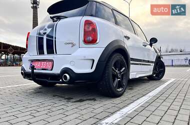 Хэтчбек MINI Countryman 2011 в Нововолынске