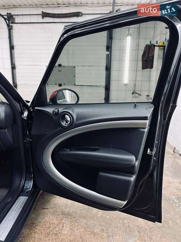Хэтчбек MINI Countryman 2013 в Черкассах