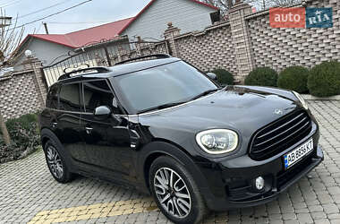 Хэтчбек MINI Countryman 2018 в 