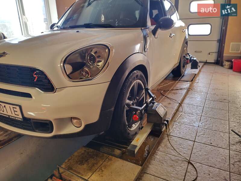Позашляховик / Кросовер MINI Countryman 2014 в Івано-Франківську