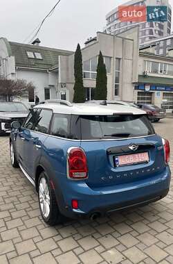 Хэтчбек MINI Countryman 2017 в Львове