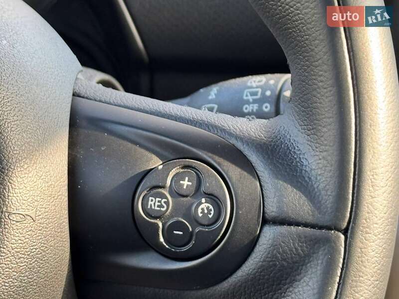 Внедорожник / Кроссовер MINI Countryman 2013 в Одессе