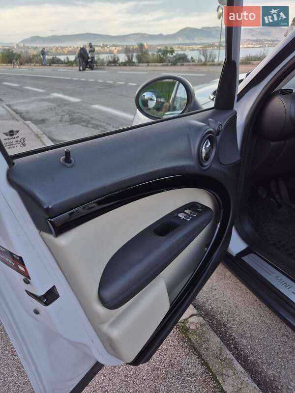 Хэтчбек MINI Countryman 2013 в Киеве