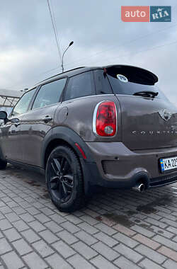 Хэтчбек MINI Countryman 2013 в Киеве