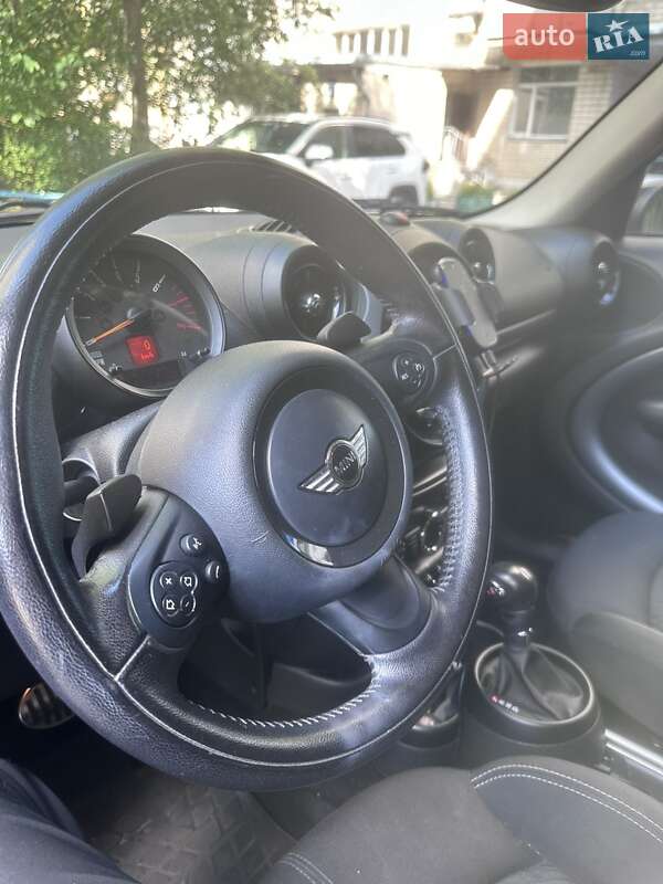 Внедорожник / Кроссовер MINI Countryman 2015 в Киеве
