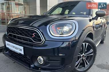 Хэтчбек MINI Countryman 2019 в Киеве