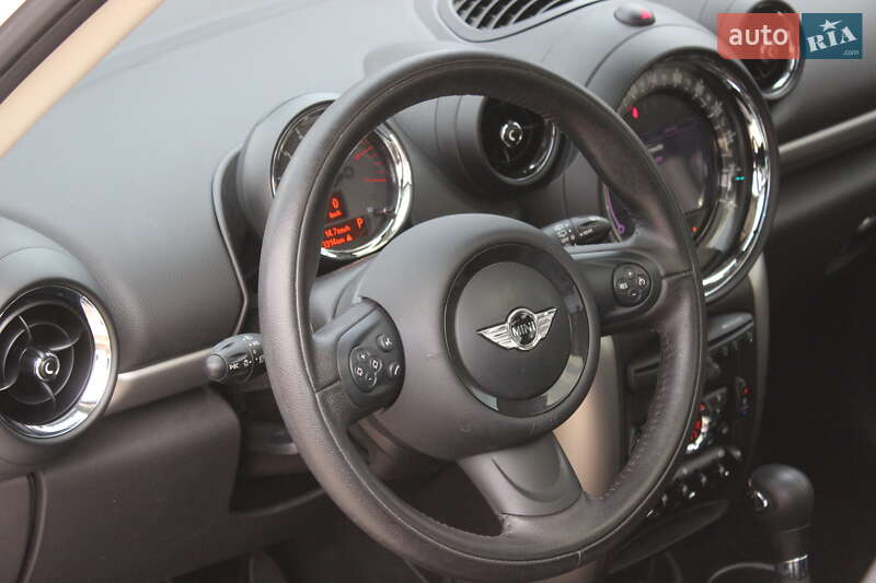 Внедорожник / Кроссовер MINI Countryman 2015 в Днепре