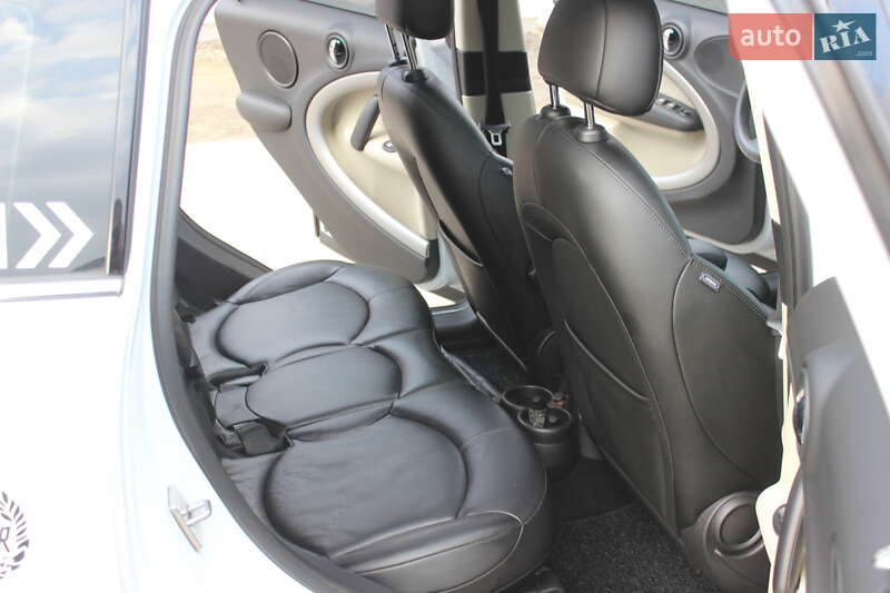 Внедорожник / Кроссовер MINI Countryman 2015 в Днепре