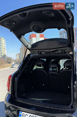 Внедорожник / Кроссовер MINI Countryman 2016 в 