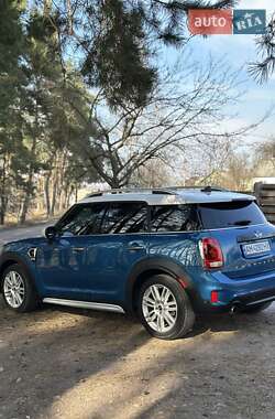Хэтчбек MINI Countryman 2017 в 