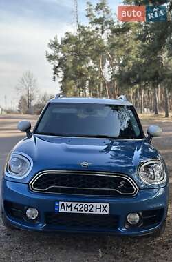 Хэтчбек MINI Countryman 2017 в 