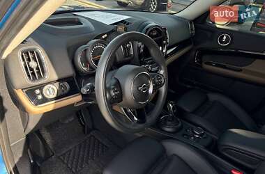 Хэтчбек MINI Countryman 2018 в 