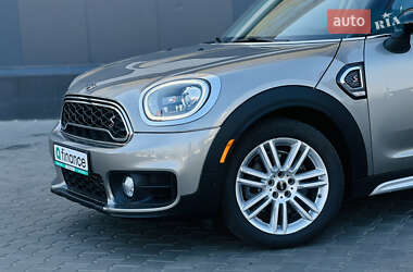 Хэтчбек MINI Countryman 2017 в 