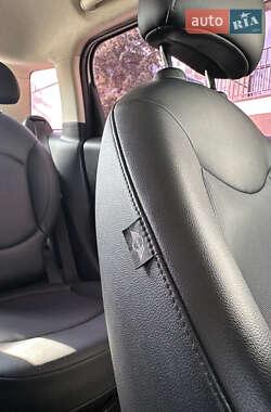 Хэтчбек MINI Countryman 2010 в 