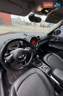 Хэтчбек MINI Countryman 2017 в 