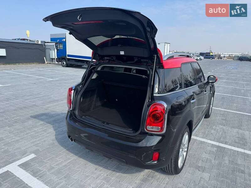 Хэтчбек MINI Countryman 2017 в Киеве