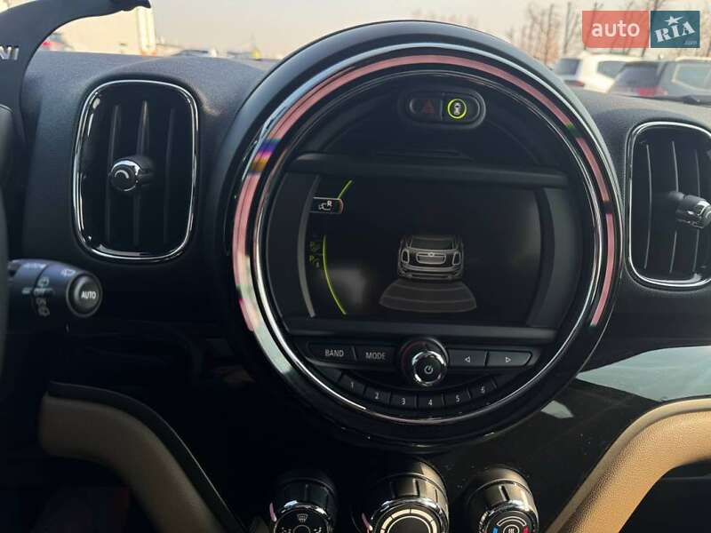 Хэтчбек MINI Countryman 2017 в Киеве