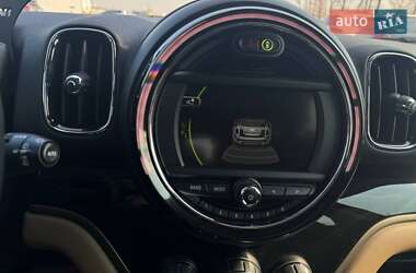 Хэтчбек MINI Countryman 2017 в 