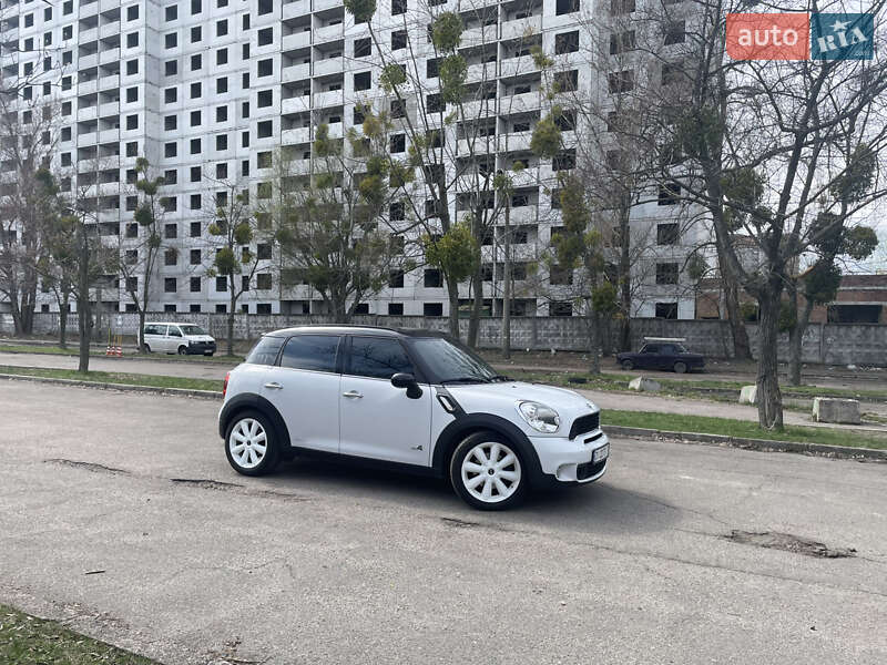 Хэтчбек MINI Countryman 2011 в Киеве