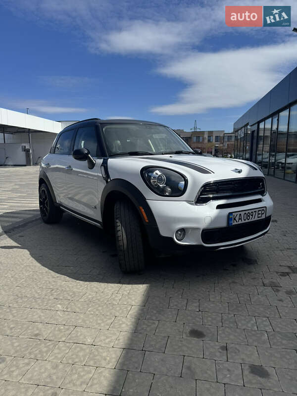 Внедорожник / Кроссовер MINI Countryman 2015 в Киеве