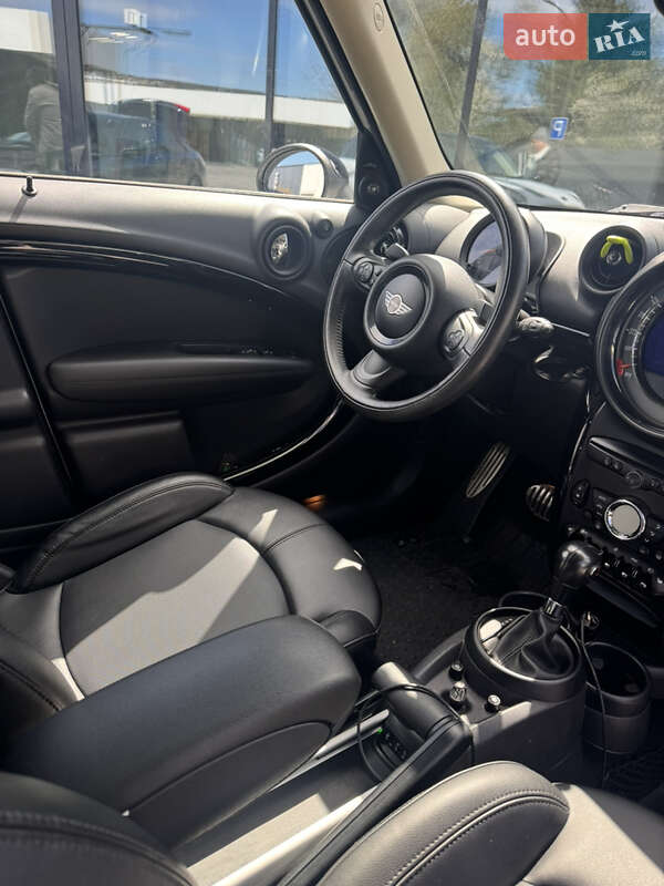 Внедорожник / Кроссовер MINI Countryman 2015 в Киеве