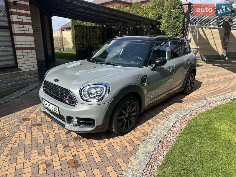Хэтчбек MINI Countryman 2017 в 